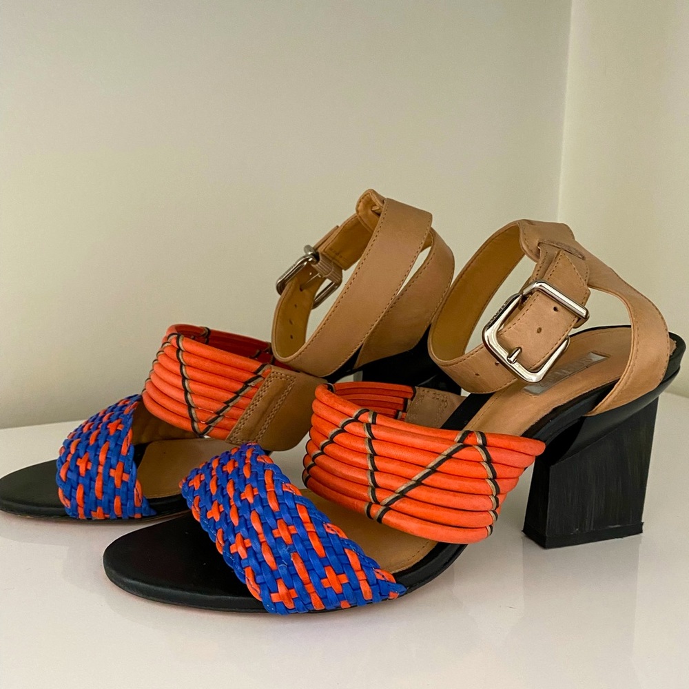 SCHUTZ Woman Leather Sandals - Picture 1 of 14